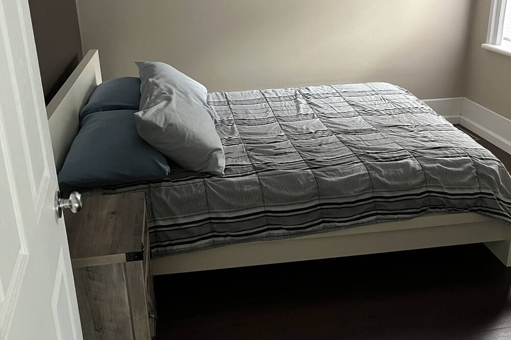 Photo of Bedroom in Brockville