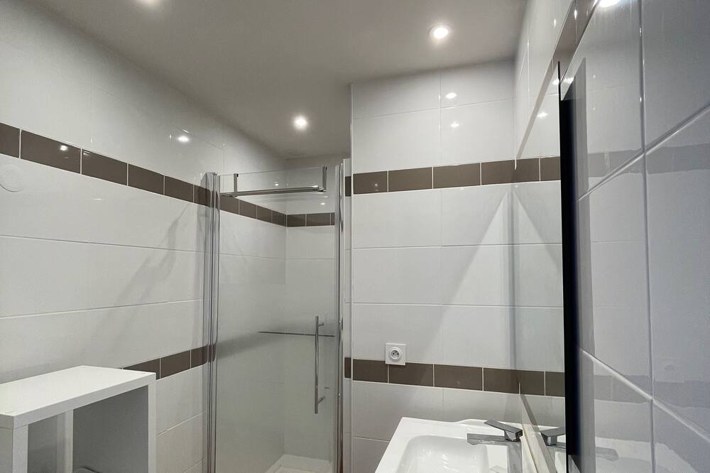 Photo of Bathroom in Plage d'Argeles
