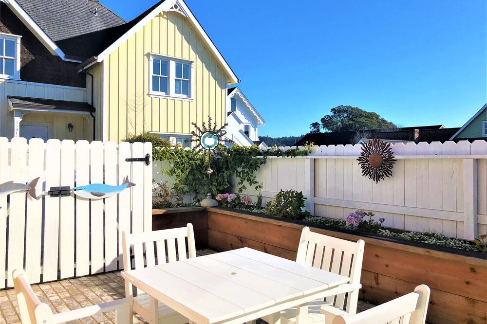 Photo of Others in Mendocino