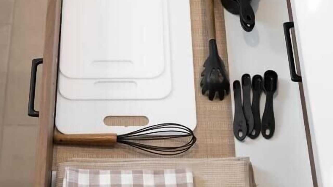 Photo of Kitchen in Lawndale/ Wayside