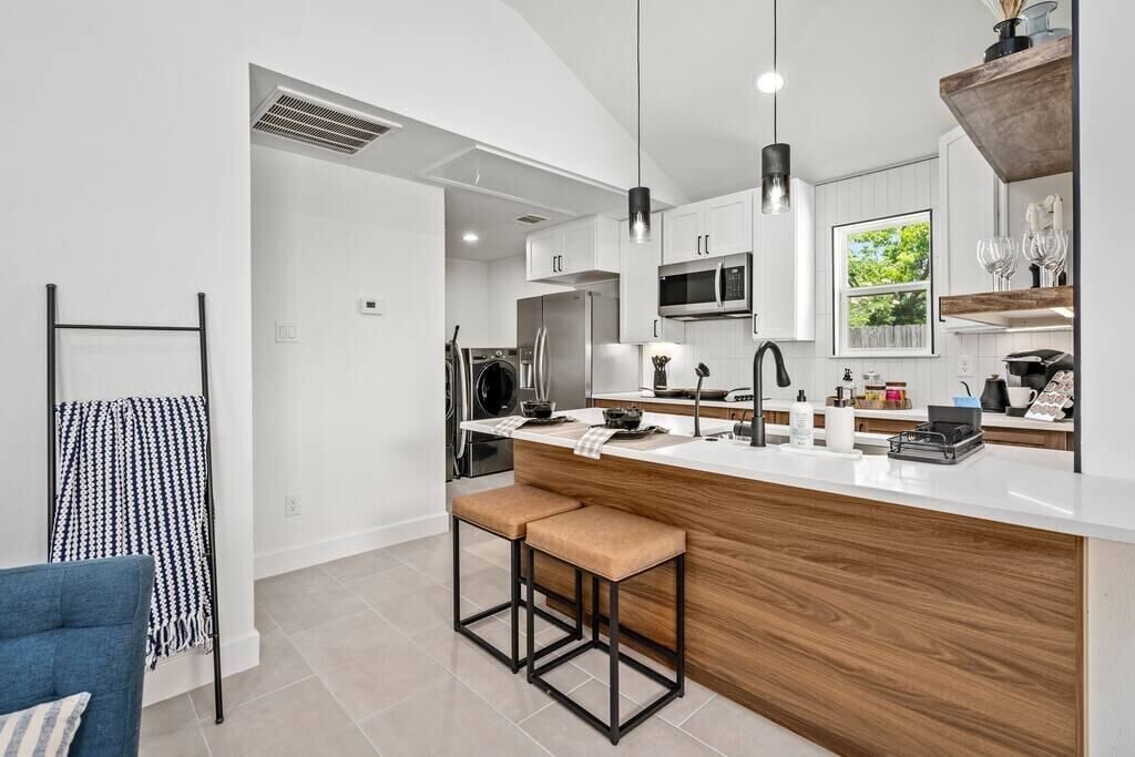 Photo of Kitchen in Lawndale/ Wayside