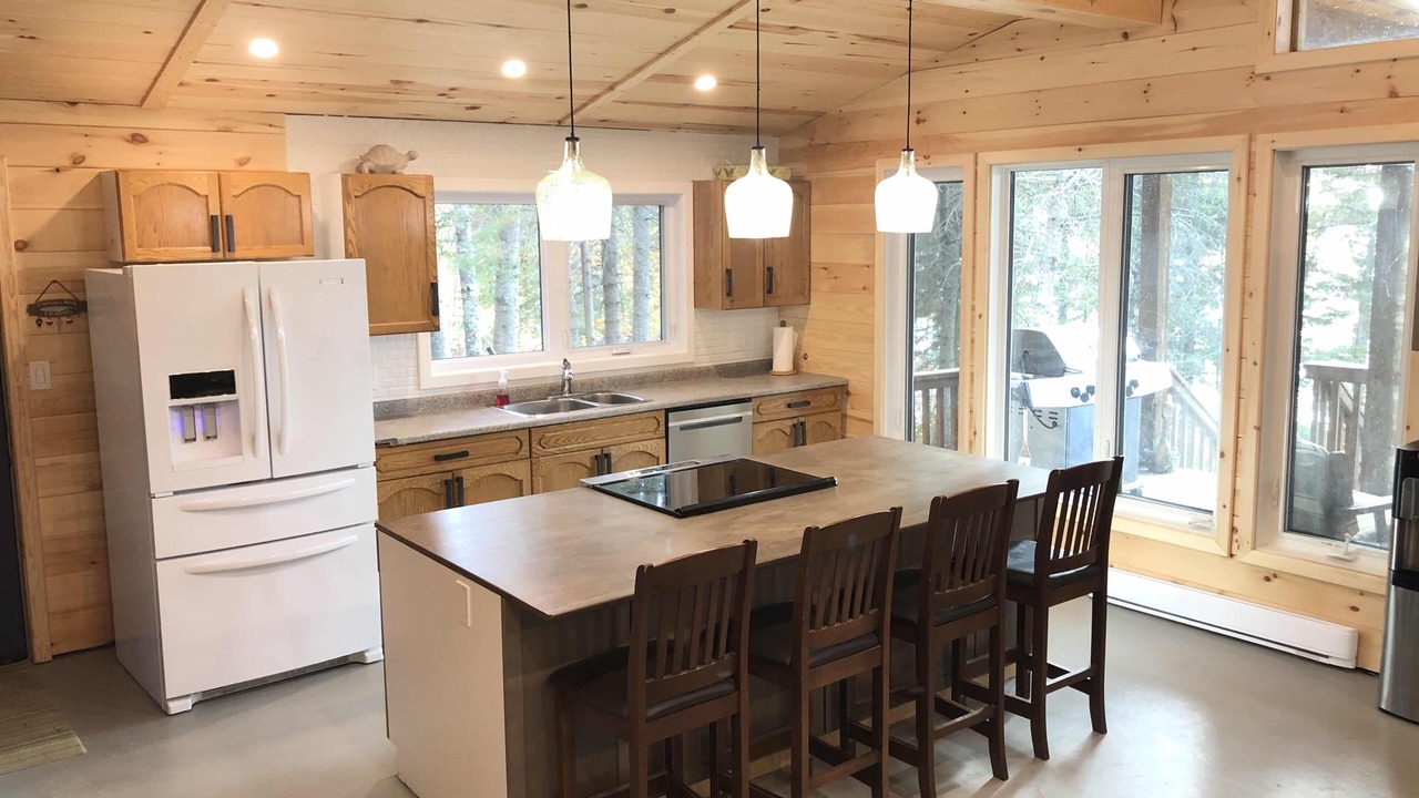 Photo of Kitchen in Falcon Lake