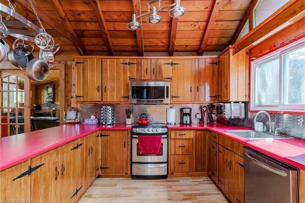 Photo of Kitchen in Fort Erie