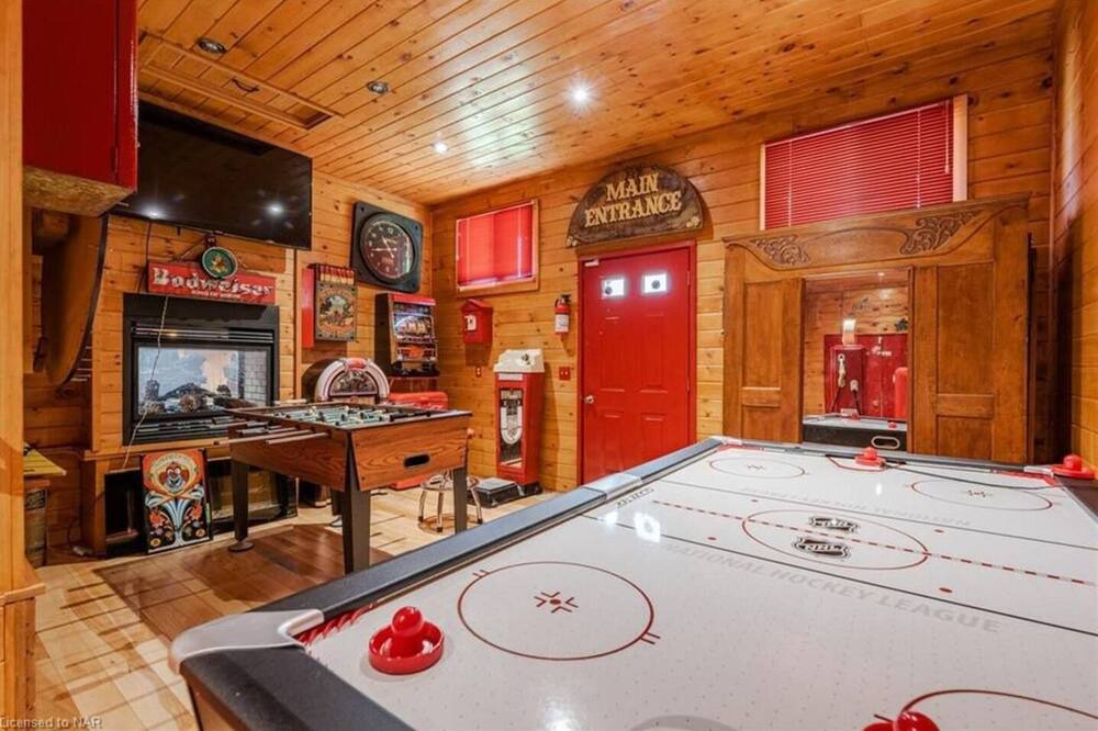 Photo of Bedroom in Fort Erie