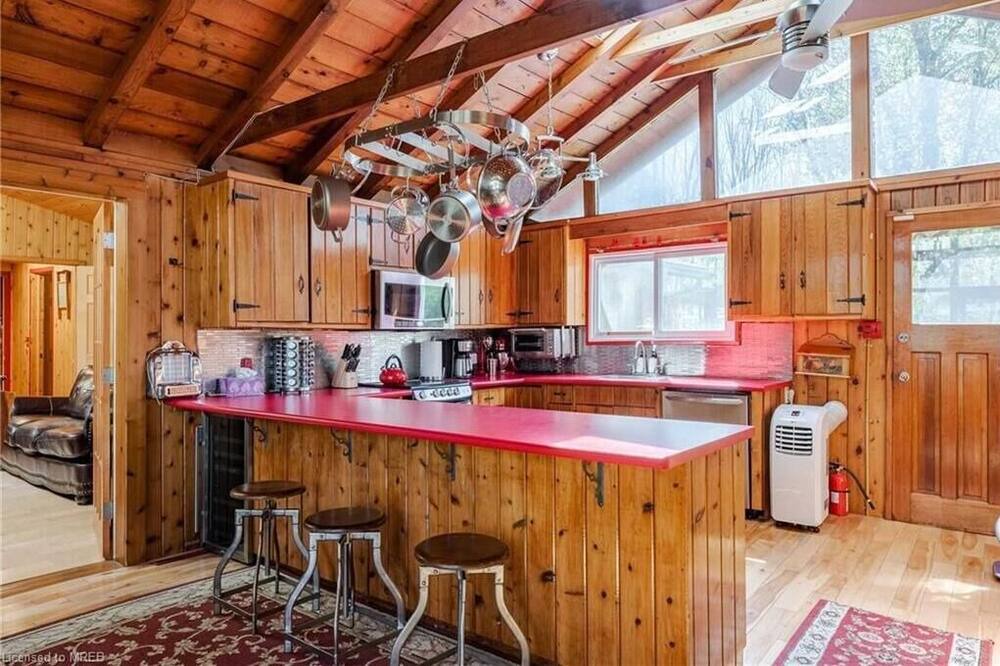 Photo of Kitchen in Fort Erie