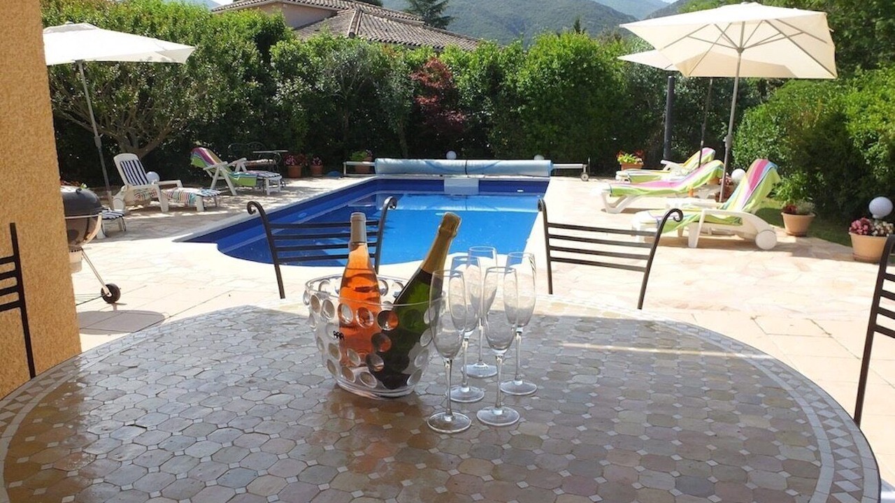 Photo of Outdoor in Reynes