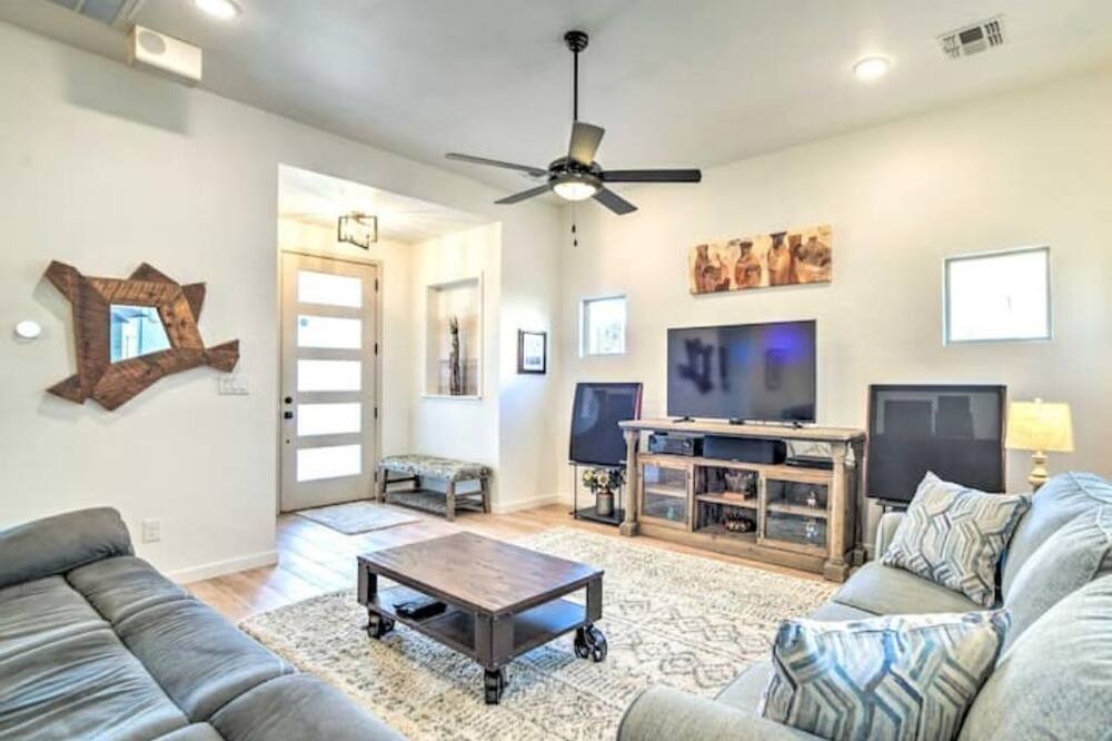 Photo of Livingroom in Santa Fe