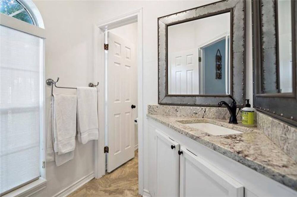 Photo of Bathroom in Marshall Ford