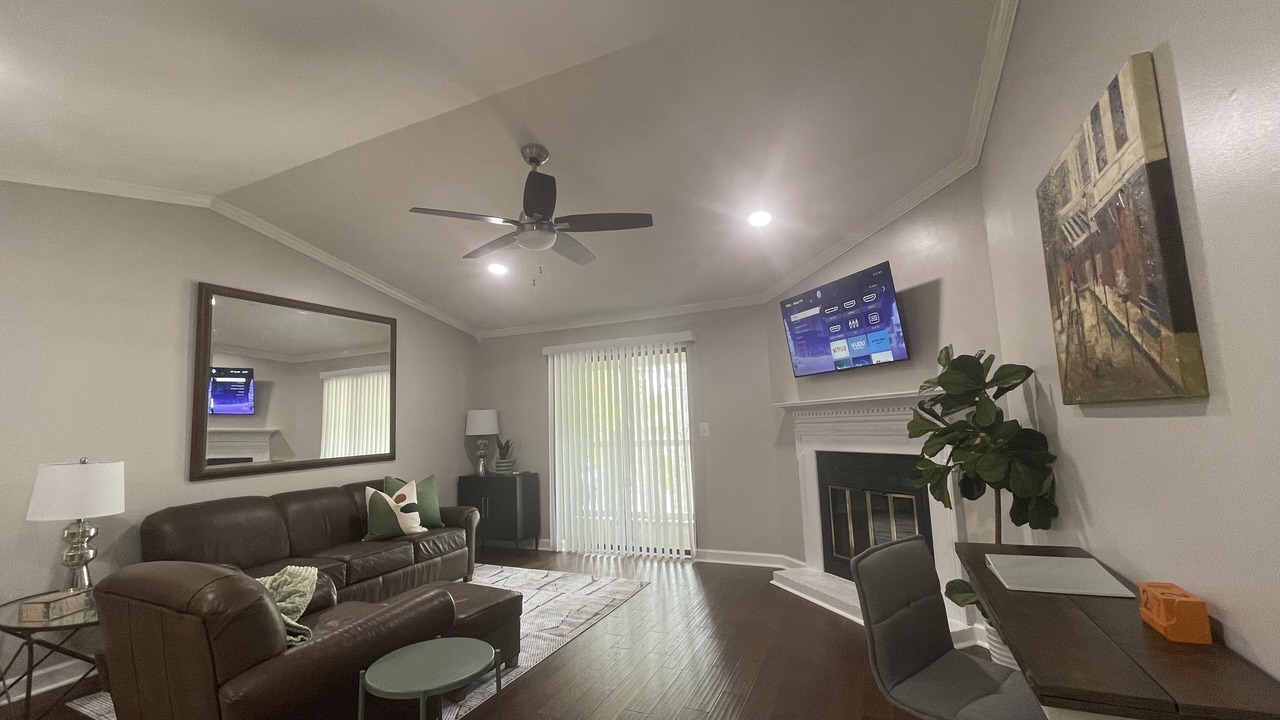 Photo of Livingroom in Huntsville