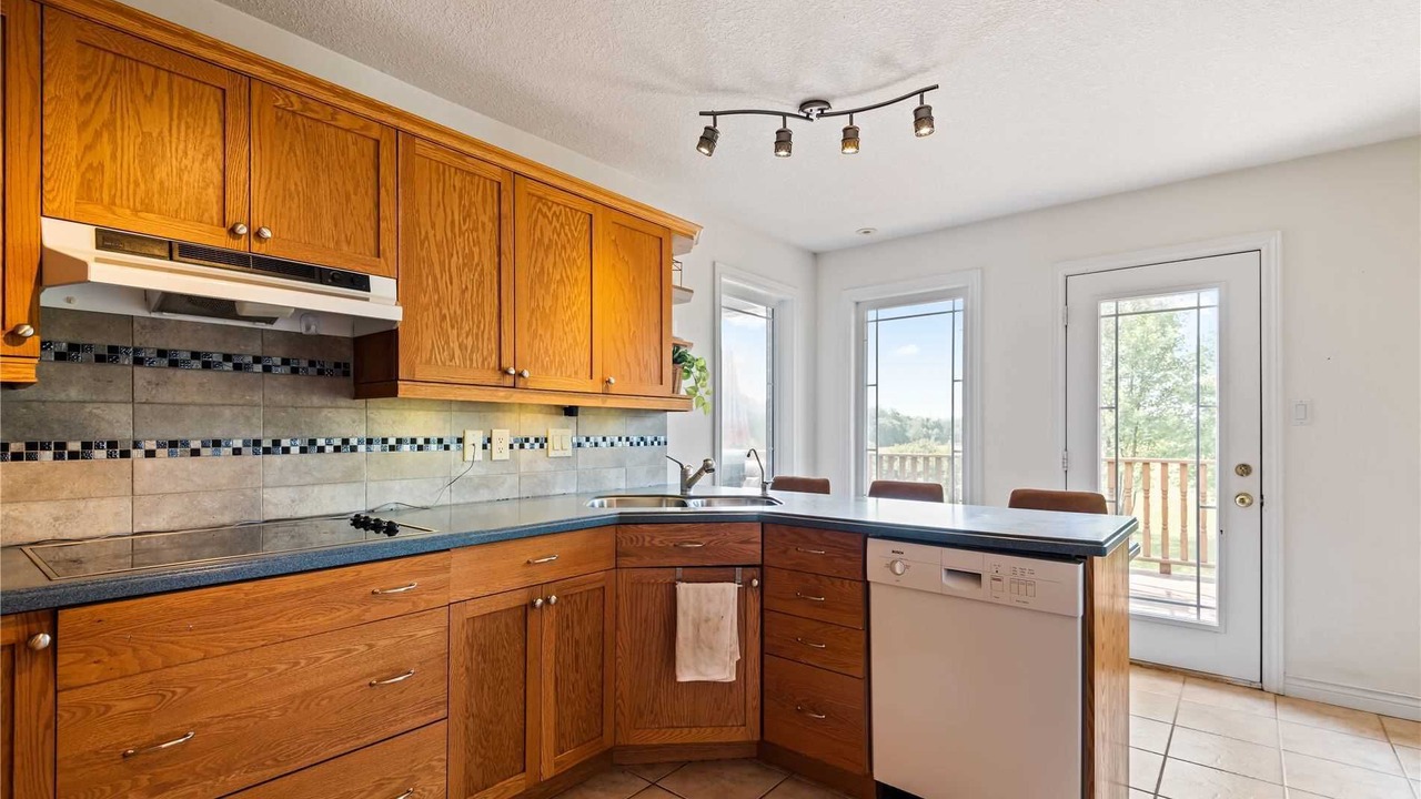 Photo of Kitchen in Mono
