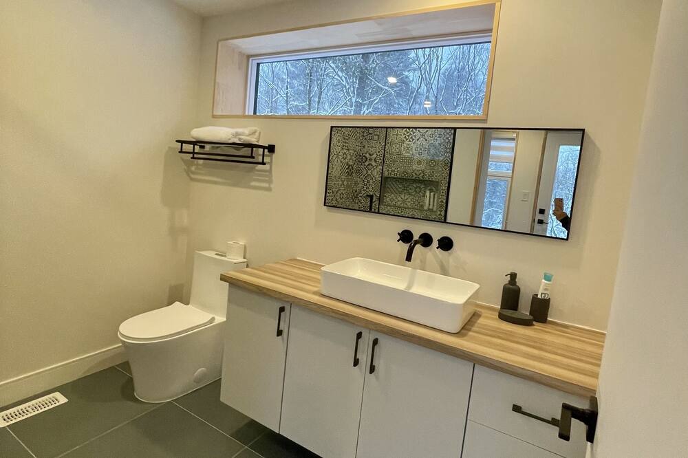 Photo of Bathroom in Rosseau