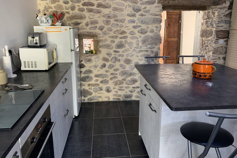 Photo of Kitchen in Octon