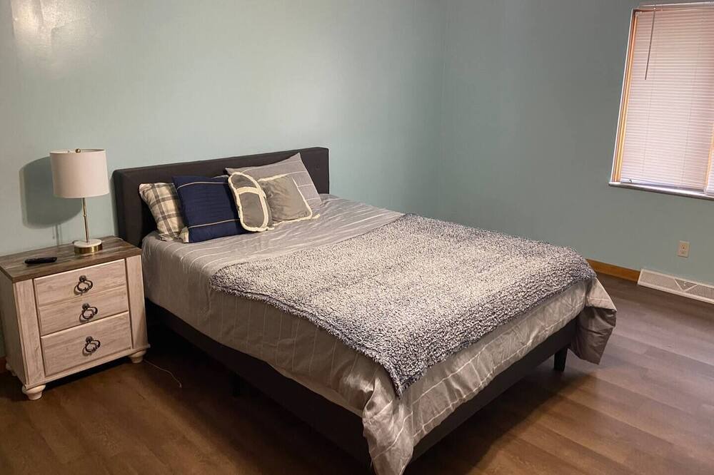 Photo of Bedroom in Ashland