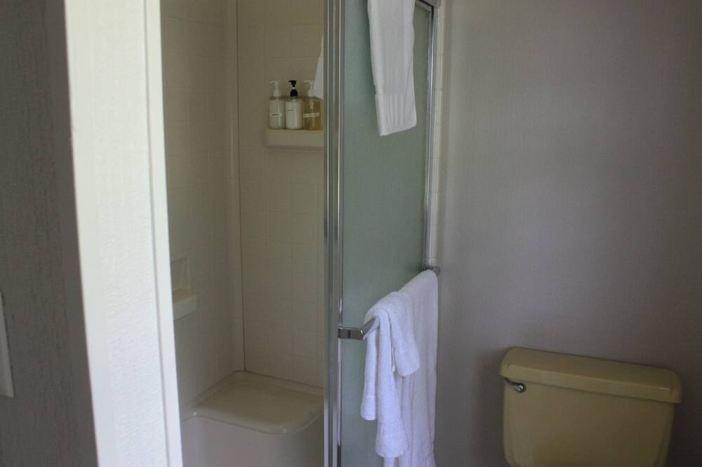 Photo of Bathroom in Moodys