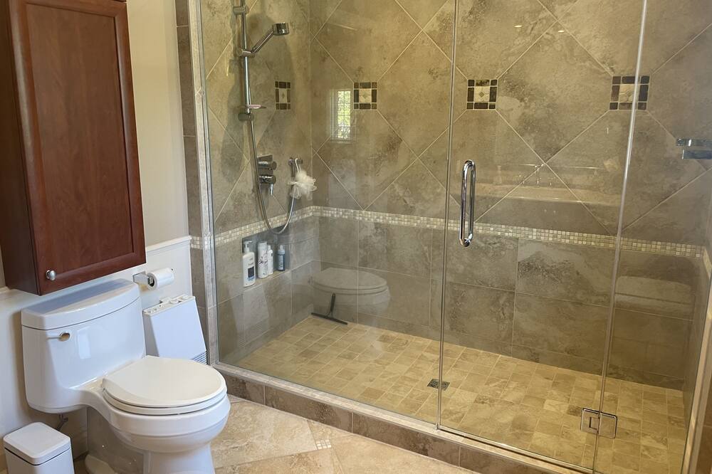 Photo of Bathroom in Lac Beauport