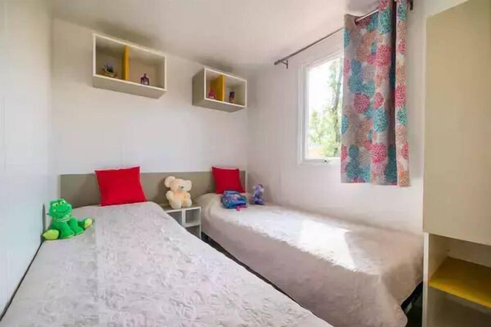 Photo of Bedroom in Lancieux