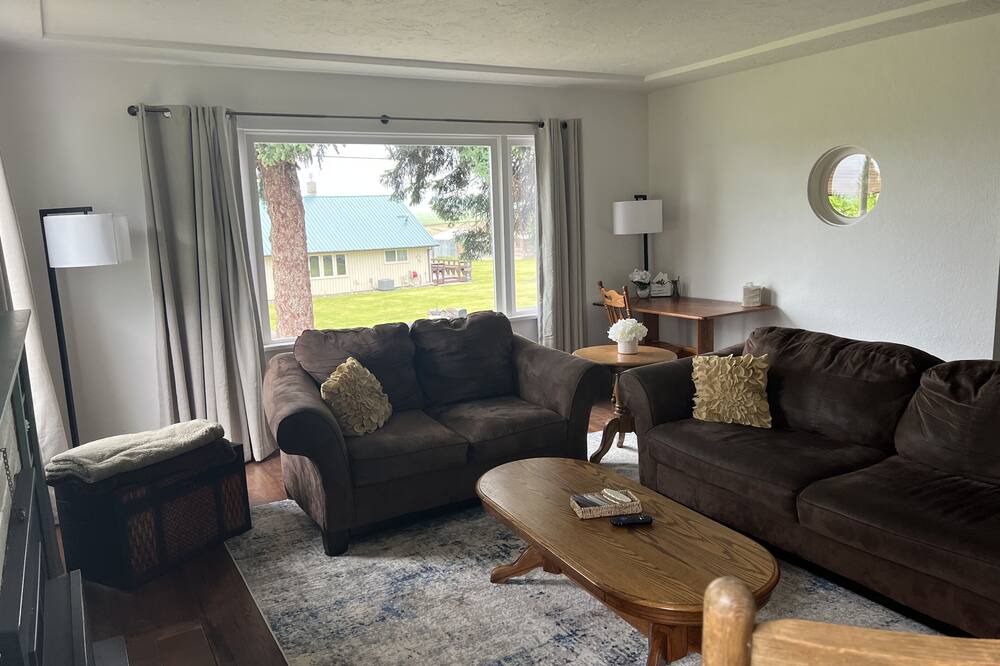 Photo of Livingroom in Lewiston