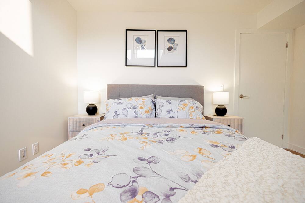 Photo of Bedroom in Downtown