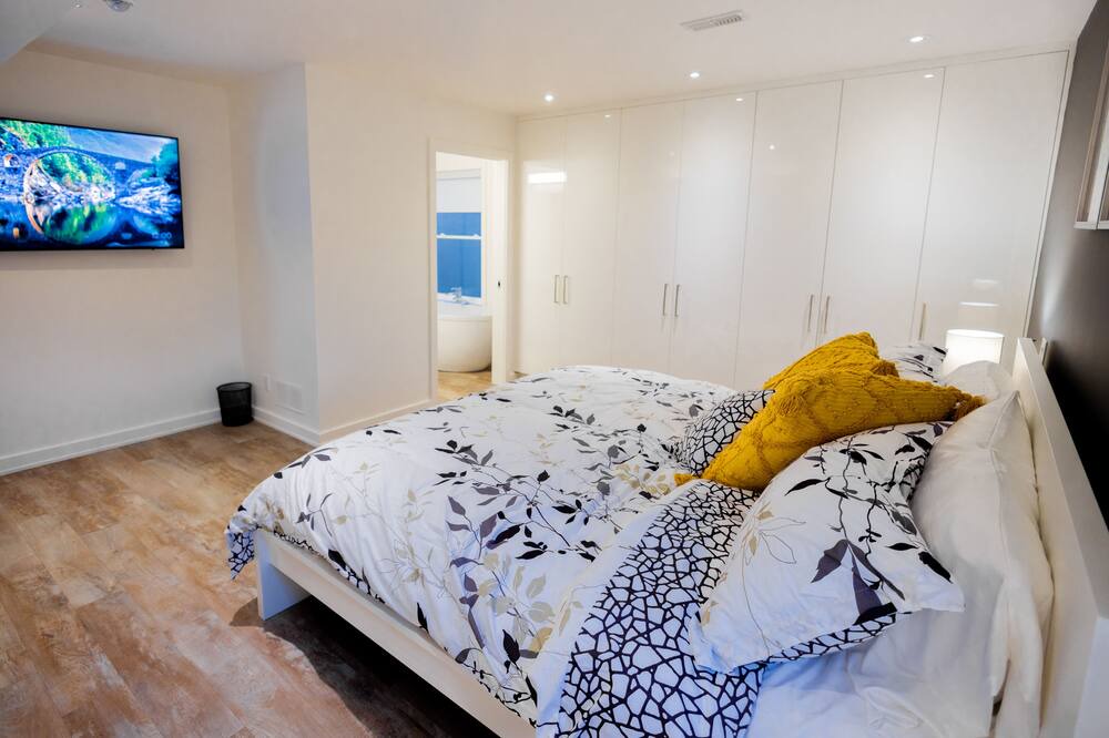 Photo of Bedroom in Downtown