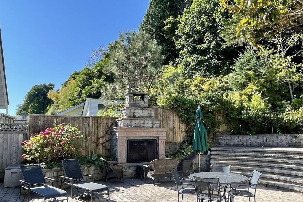 Photo of Patio Balcony in Point Roberts