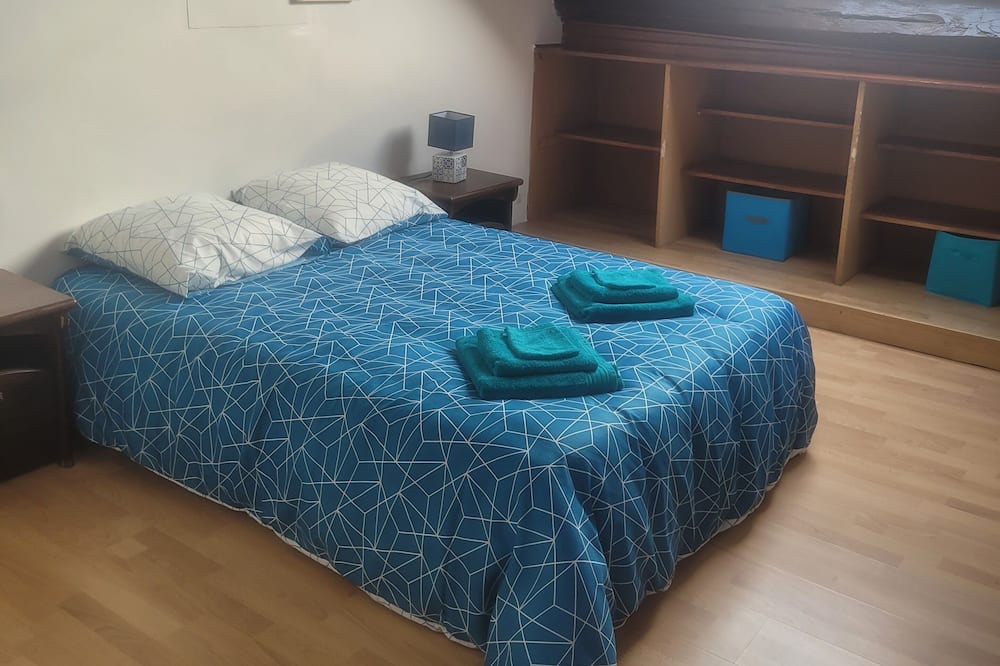 Photo of Bedroom in Chateau-Chinon