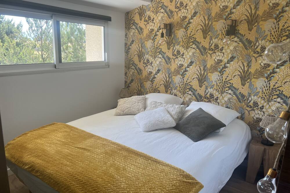 Photo of Bedroom in Portes-les-Valence