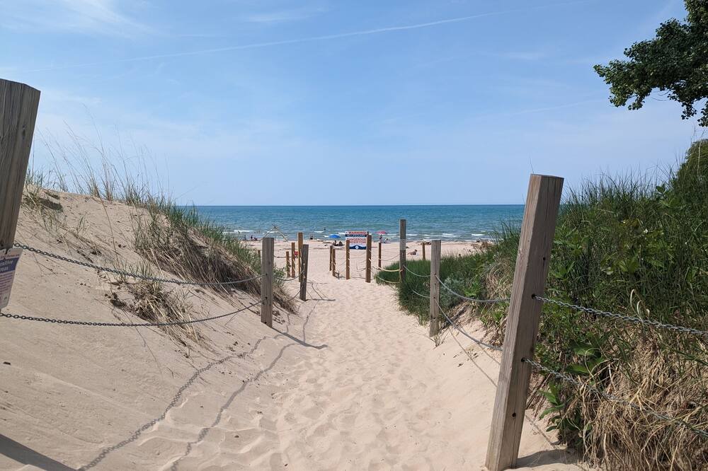 Photo of Outdoor in Port Franks