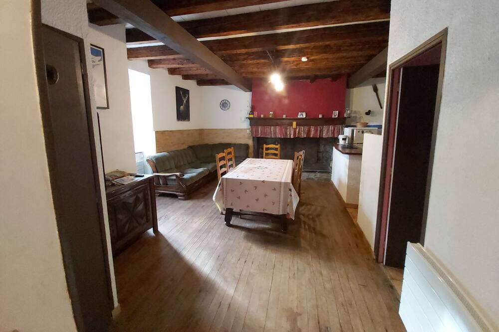 Photo of Bedroom in Borderes-Louron