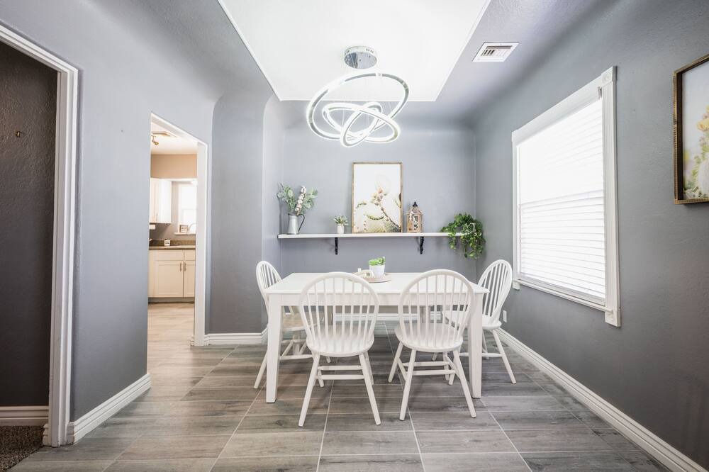 Photo of Livingroom in Safford