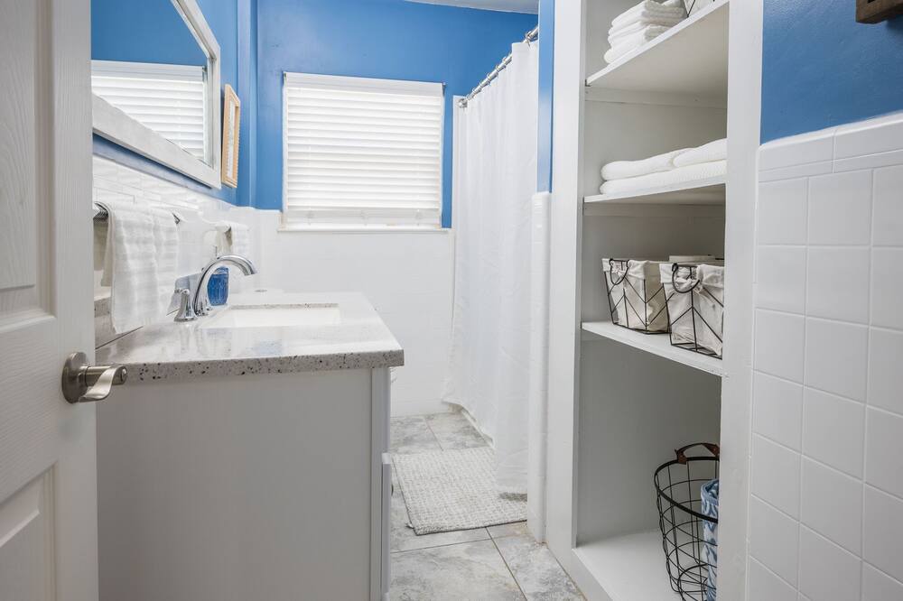 Photo of Bathroom in Safford