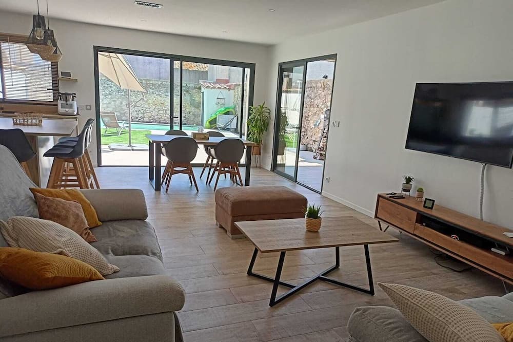 Photo of Livingroom in Candillargues