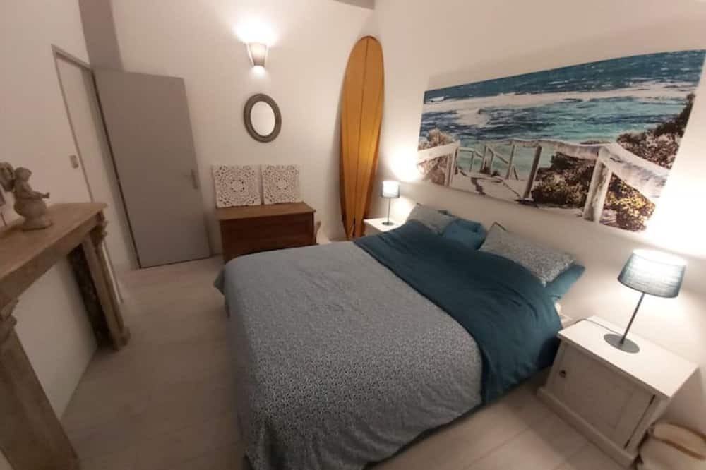 Photo of Bedroom in Sainte-Foy-d'Aigrefeuille