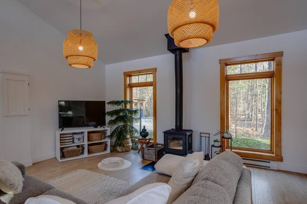 Photo of Livingroom in Eastman