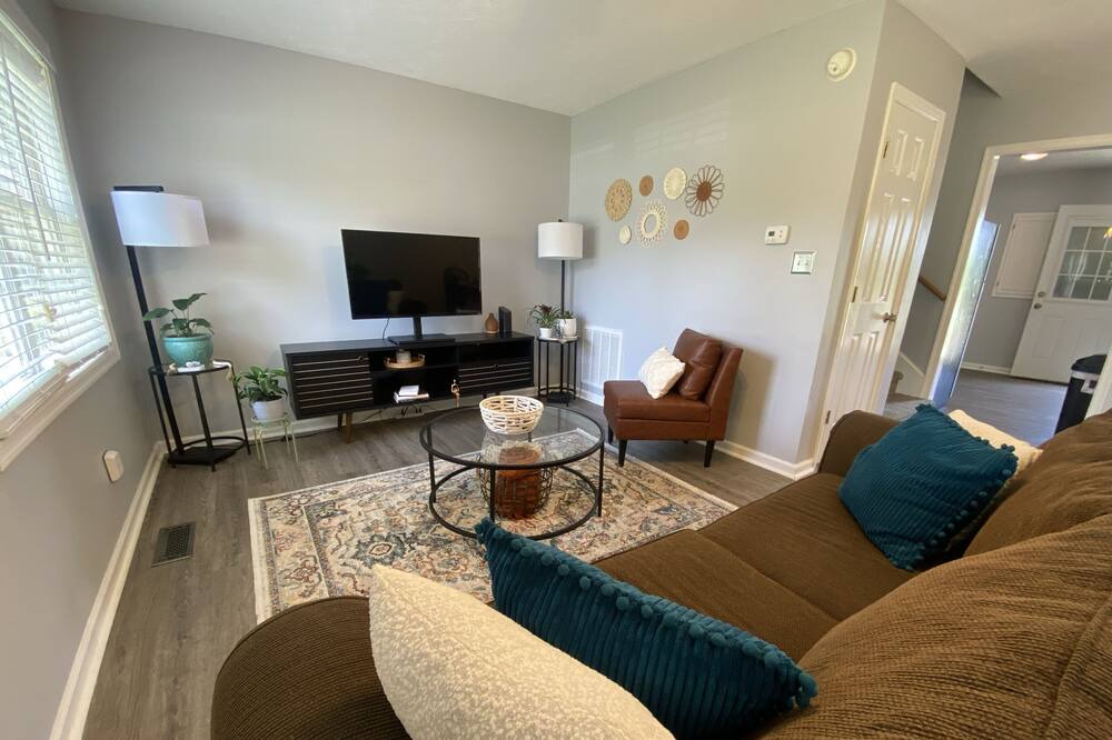 Photo of Livingroom in Lynchburg