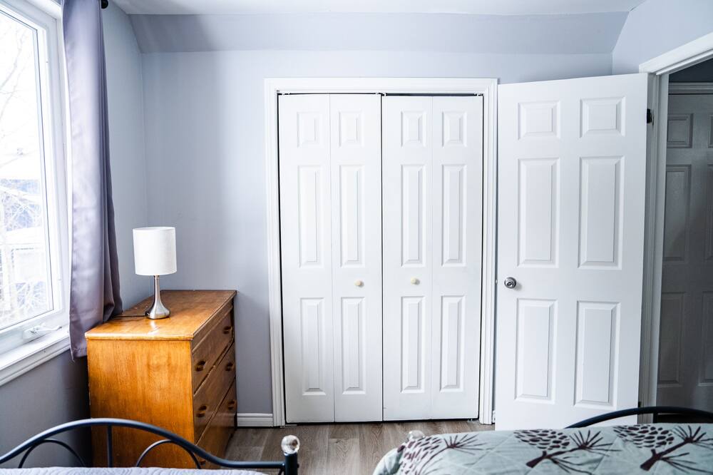 Photo of Bedroom in Gravenhurst