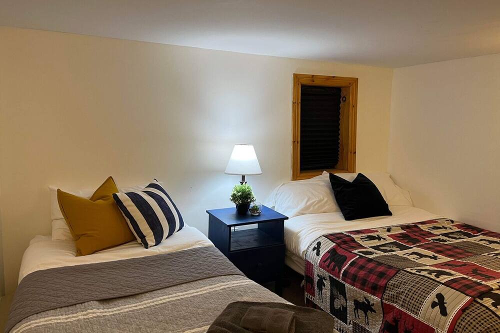 Photo of Bedroom in Gravenhurst