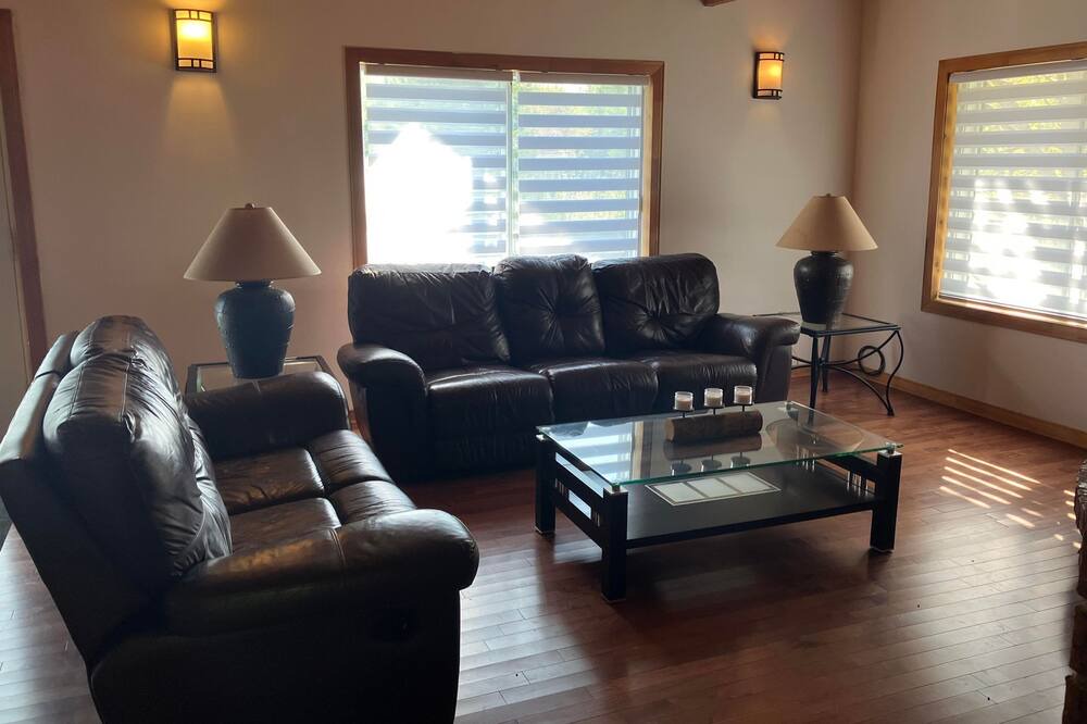 Photo of Livingroom in Notre-Dame-de-la-Merci