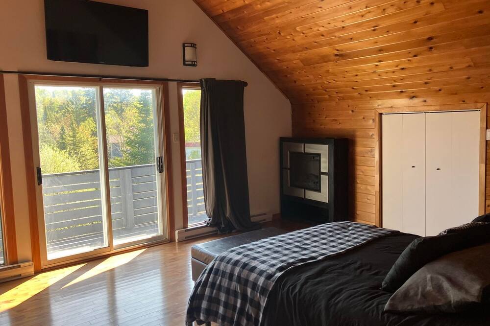 Photo of Bedroom in Notre-Dame-de-la-Merci