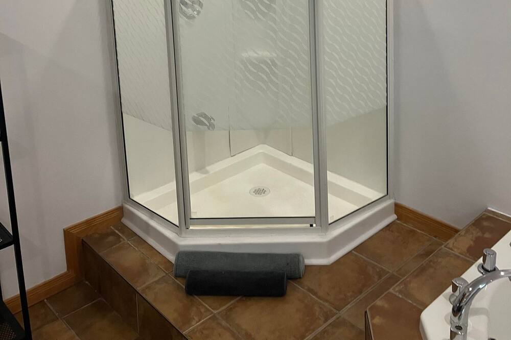 Photo of Bathroom in Notre-Dame-de-la-Merci