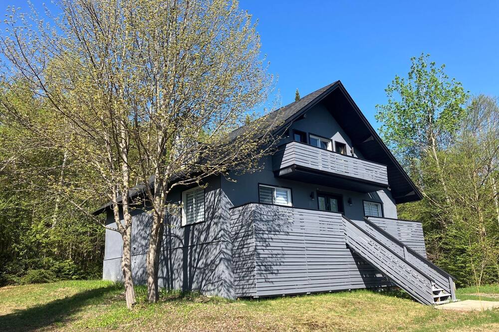 Photo of Outdoor in Notre-Dame-de-la-Merci