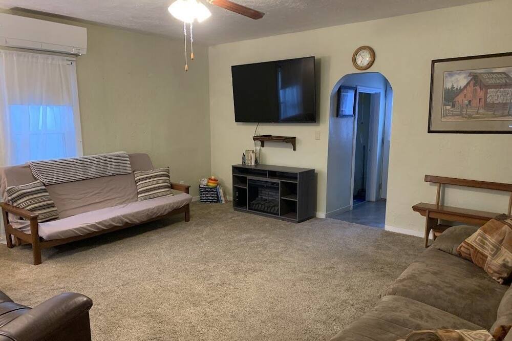 Photo of Livingroom in Benkelman