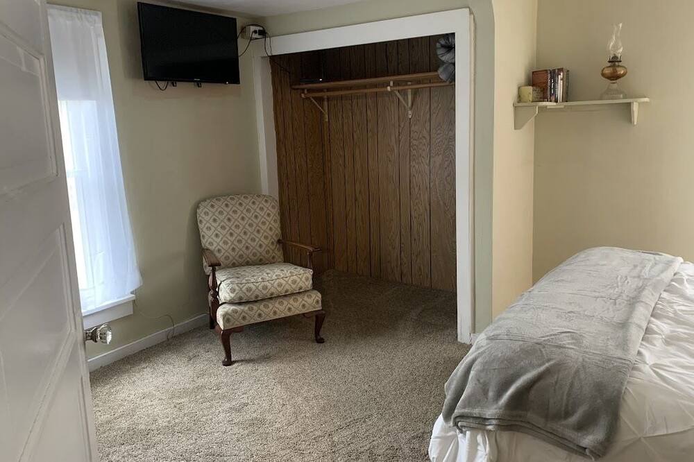 Photo of Bedroom in Benkelman