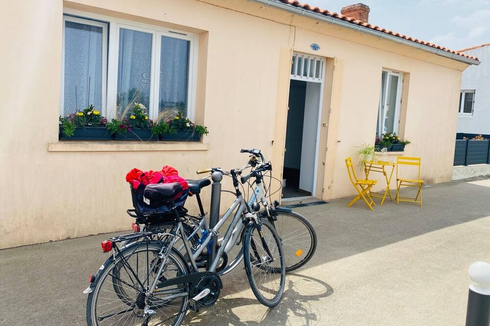 Photo of Outdoor in La Chapelle-Basse-Mer