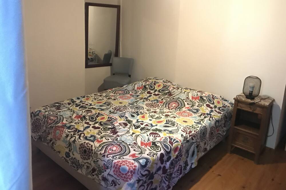 Photo of Bedroom in Feneyrols
