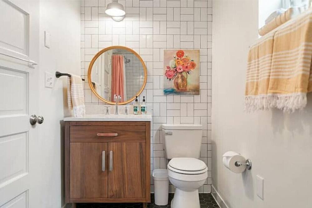 Photo of Bathroom in Port Orchard
