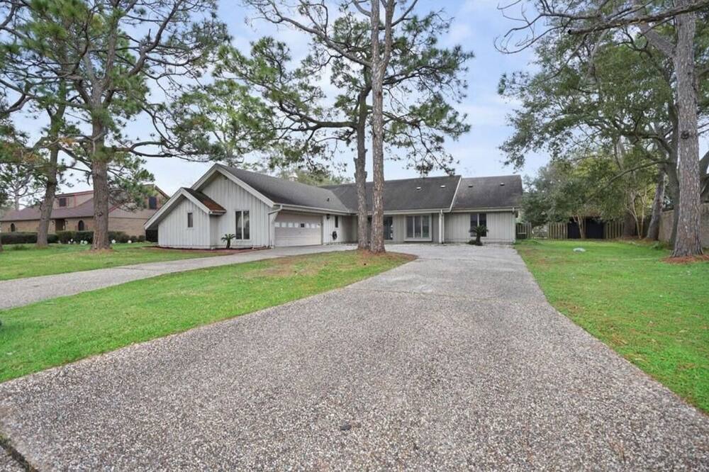 Photo of Outdoor in Lakeview  Jefferson County