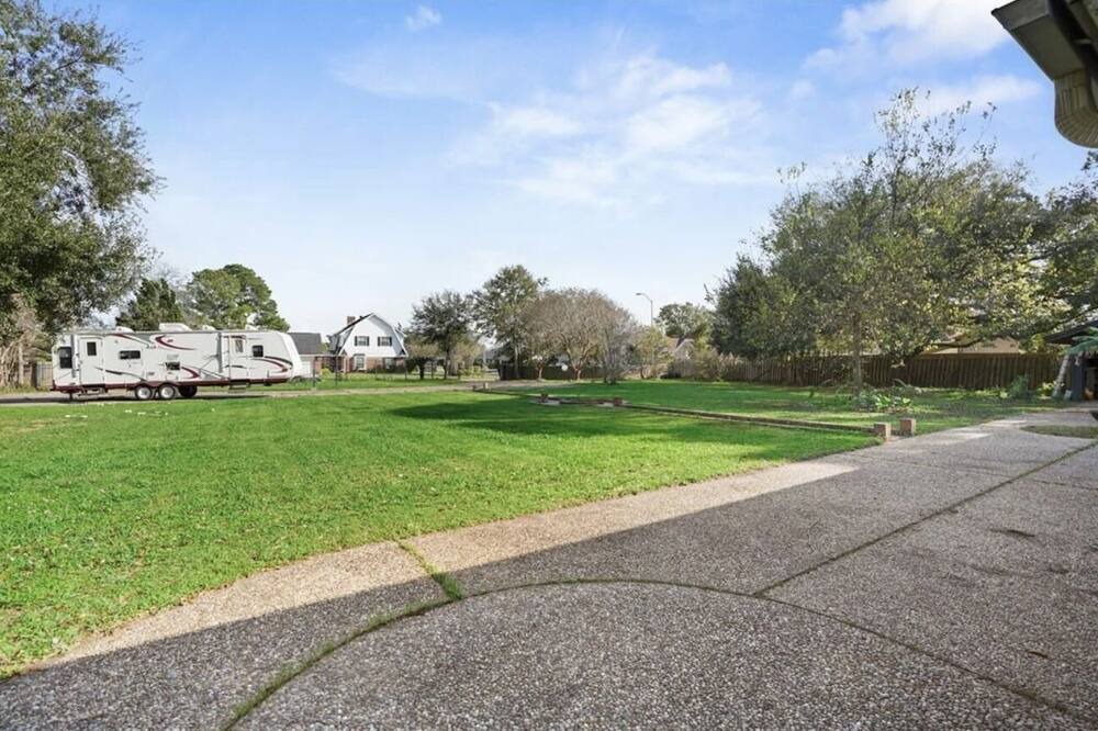 Photo of Outdoor in Lakeview  Jefferson County