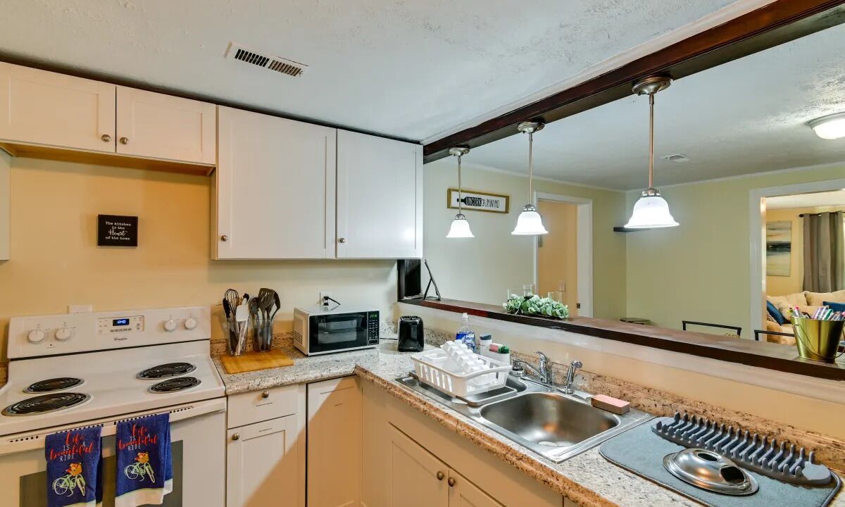 Photo of Kitchen in South View