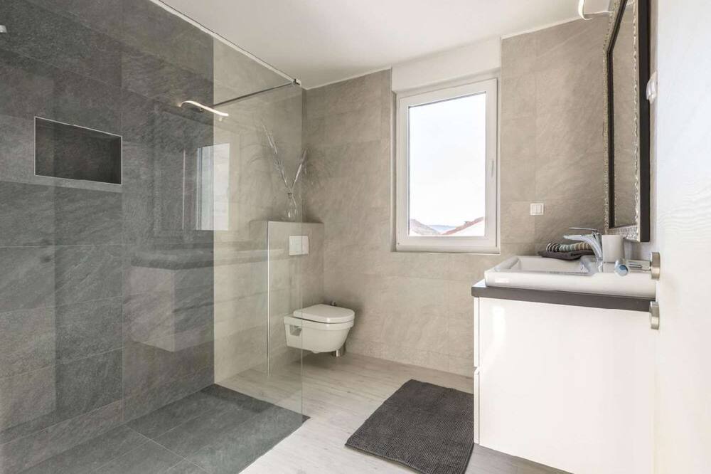 Photo of Bathroom in Dvornica