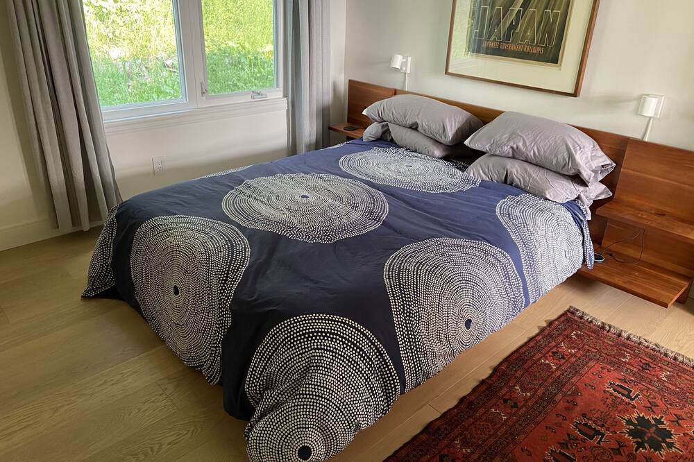 Photo of Bedroom in Terra Nova